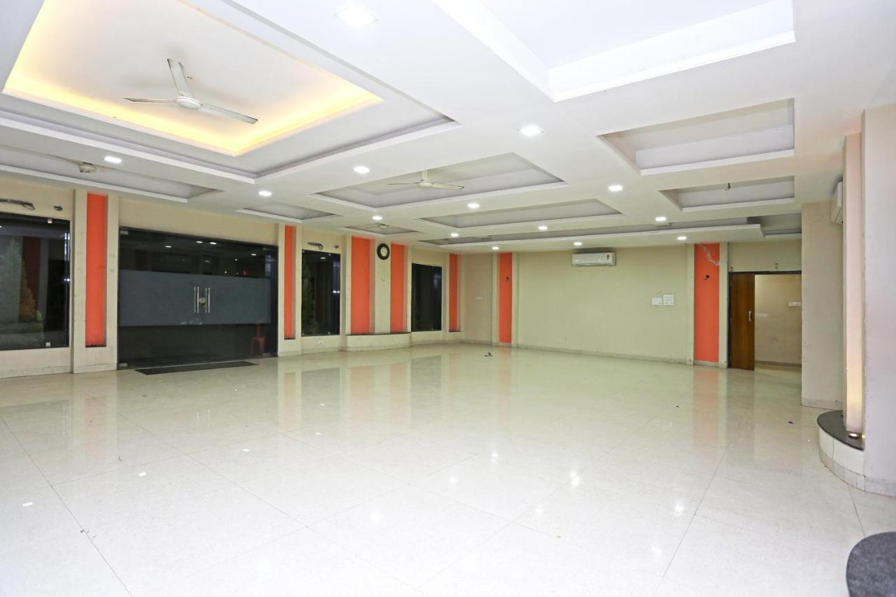 โอโย 14354 อมร แมริเอจ พาเลซ Hotel Dharmpura ภายนอก รูปภาพ