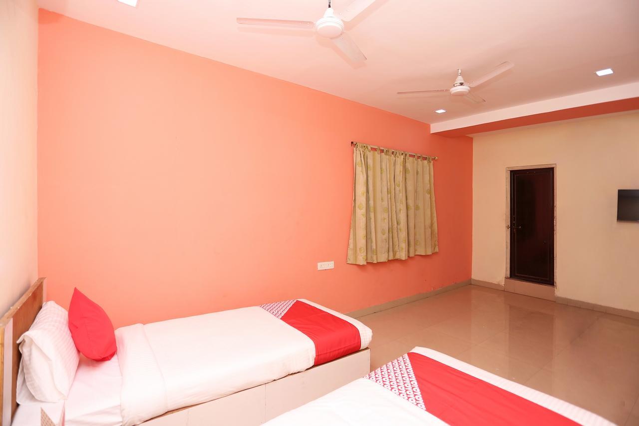 โอโย 14354 อมร แมริเอจ พาเลซ Hotel Dharmpura ภายนอก รูปภาพ