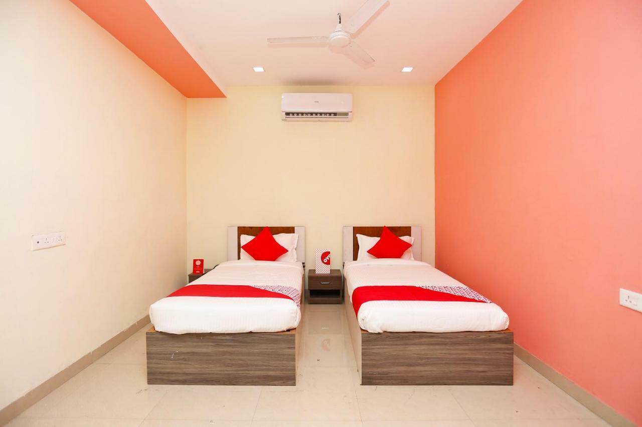 โอโย 14354 อมร แมริเอจ พาเลซ Hotel Dharmpura ภายนอก รูปภาพ